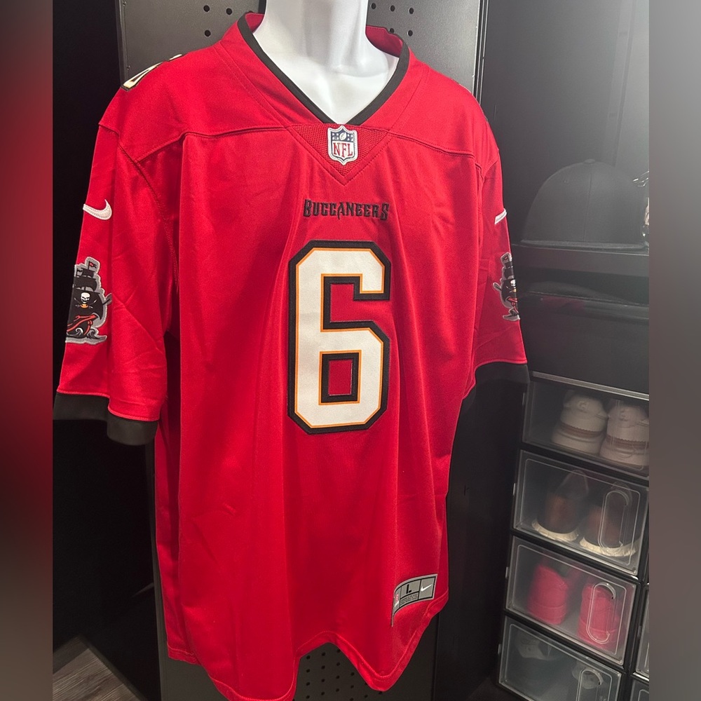 Baker Mayfield Tampa Bay Buccaneers Red Football Jersey Adult  (EUC)